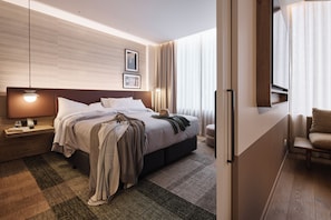 Executive Suite (Rydges) | Premium bedding, pillow-top beds, minibar, in-room safe