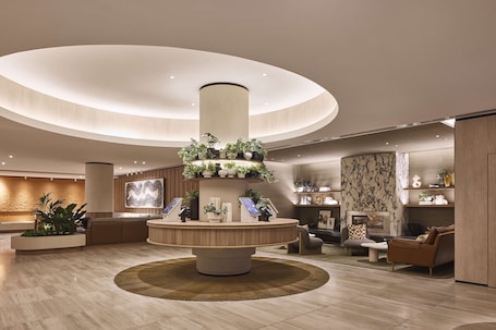 Lobby. Rydges Melbourne