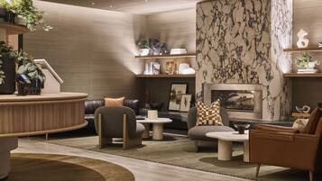 Coin salon dans le hall