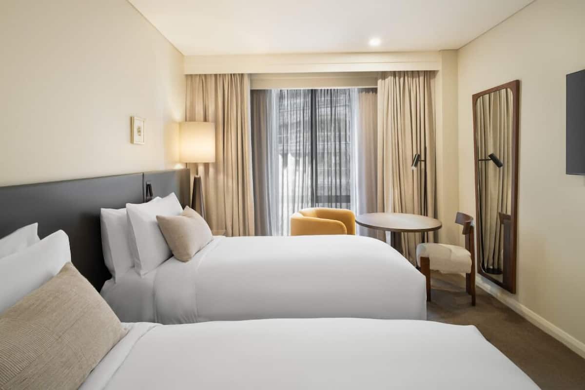 1 bedroom, premium bedding, minibar, in-room safe