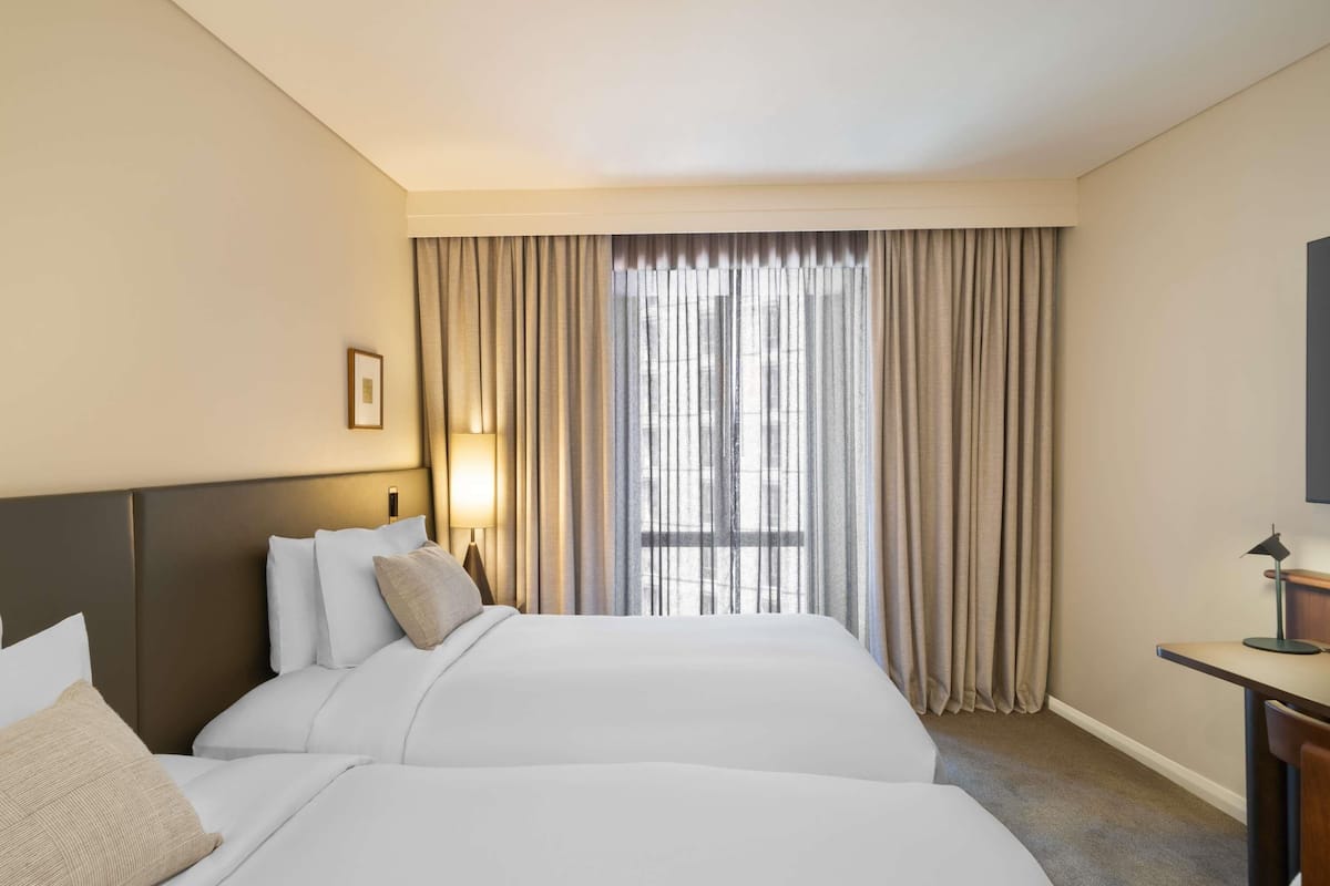 1 bedroom, premium bedding, minibar, in-room safe