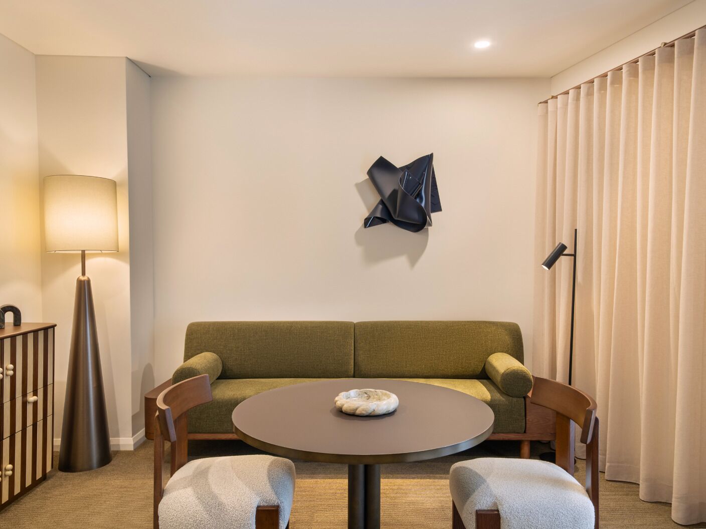 Prestige Suite, Club Millésime Benefits, 1 King Bed, Separate Living Room | Living area