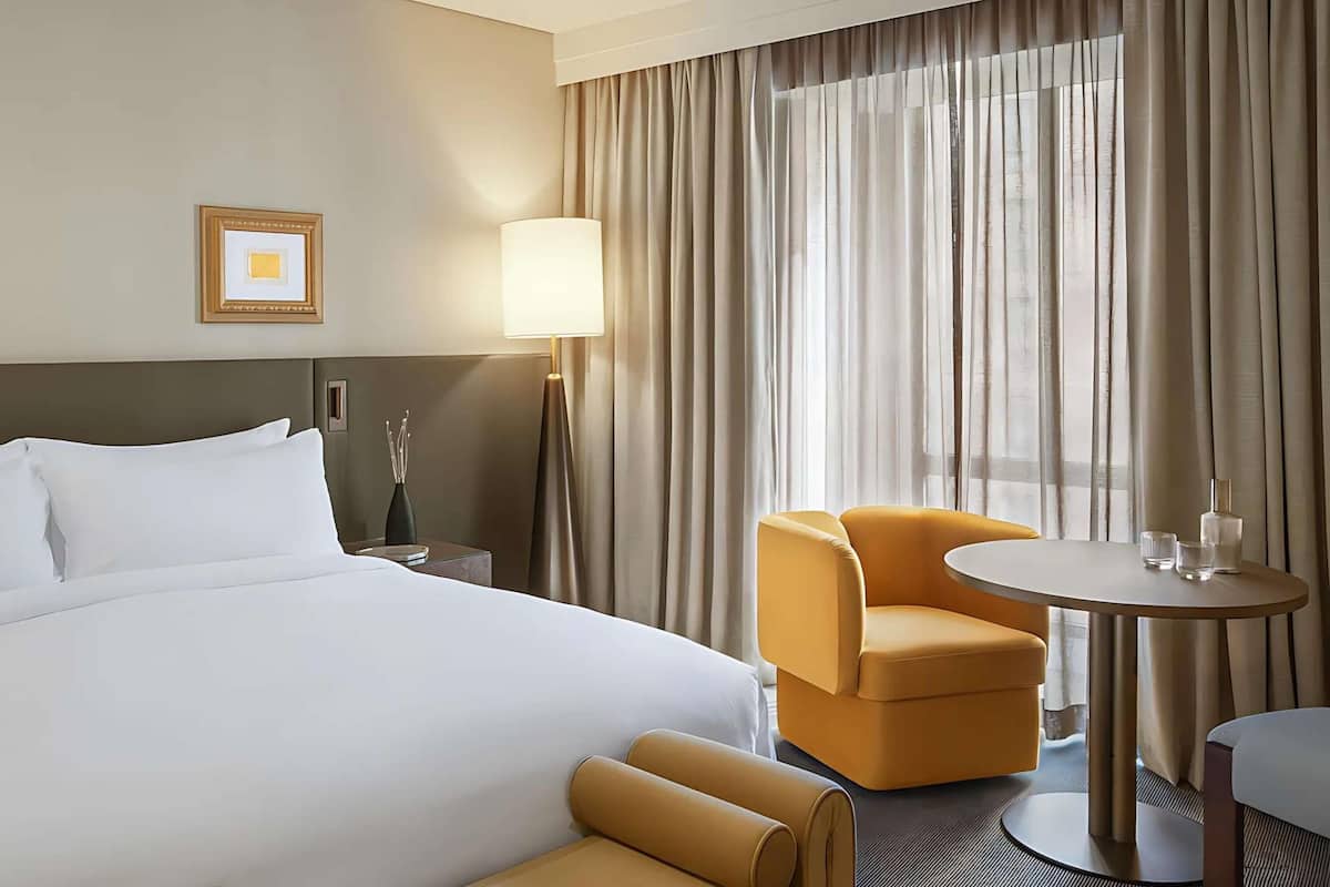 Premium bedding, minibar, in-room safe, desk