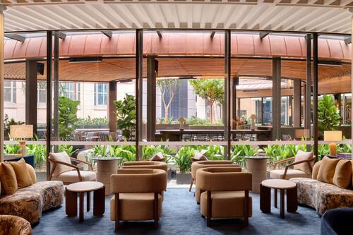 Habitación de lujo, 1 cama King size (Club Sofitel Access) | Salón ejecutivo