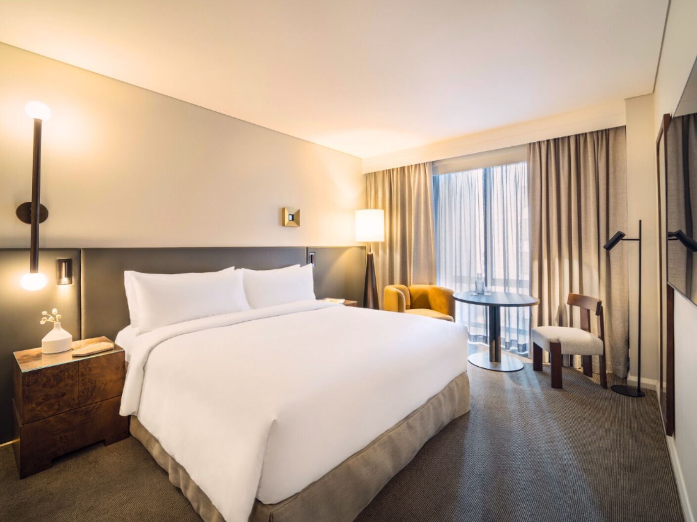 Classic Room, 1 King Bed | View from room