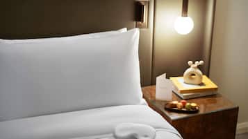 1 bedroom, premium bedding, minibar, in-room safe