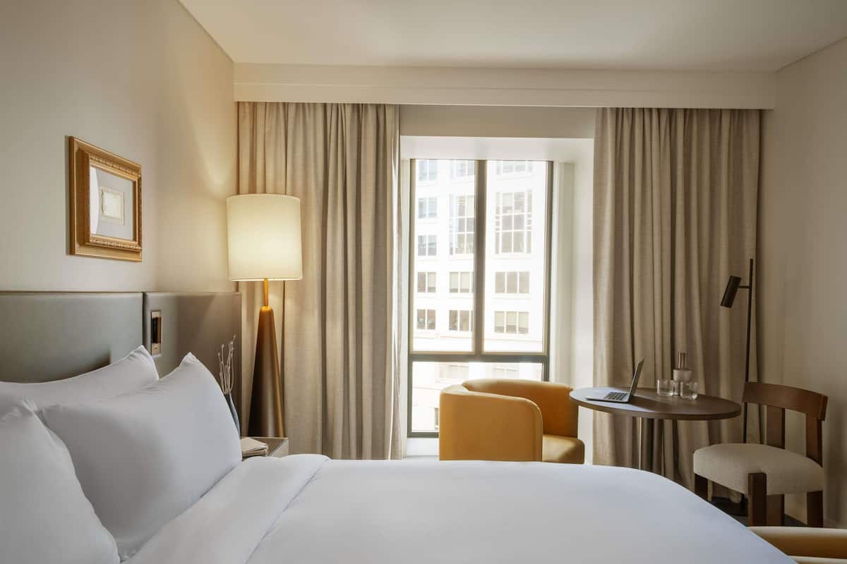 1 bedroom, premium bedding, minibar, in-room safe