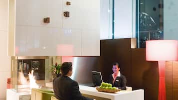 Concierge desk