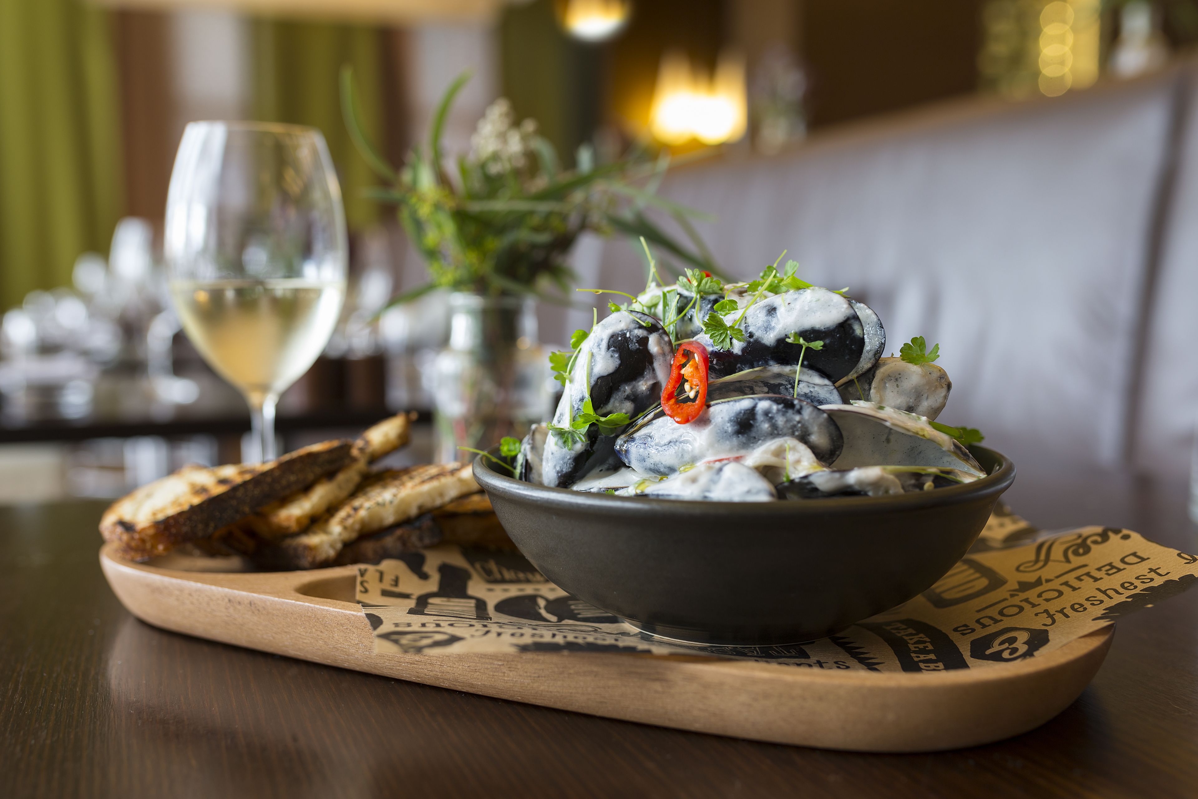 breakfast, lunch and dinner served