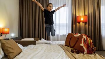 Privilege, Room, 1 Queen Bed | Miscellaneous