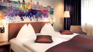 Privilege, Huone, 1 keskisuuri parisänky | Allergiatestatut vuodevaatteet, tallelokero huoneessa, työpöytä