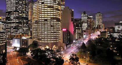 Mercure Melbourne Treasury Gardens