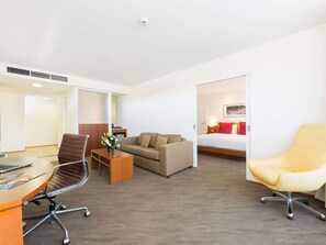 In-room safe, individually furnished, desk, laptop workspace - Novotel Canberra (Canberra)