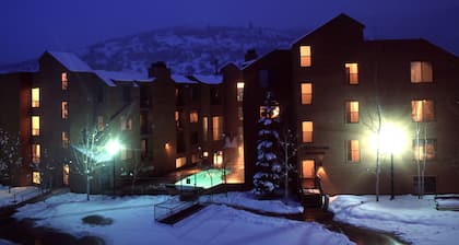 Carriage House Condominiums by All Seasons Resort