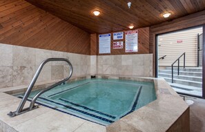 Indoor spa tub