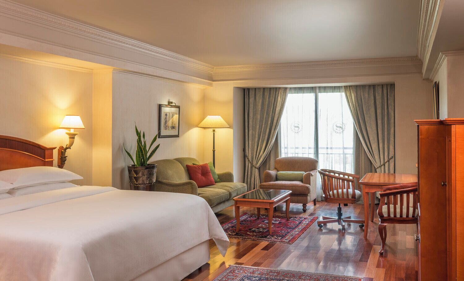 Premium bedding, down comforters, minibar, in-room safe