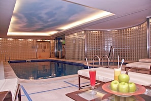 Couples treatment rooms, sauna, hot tub, body treatments, hydrotherapy