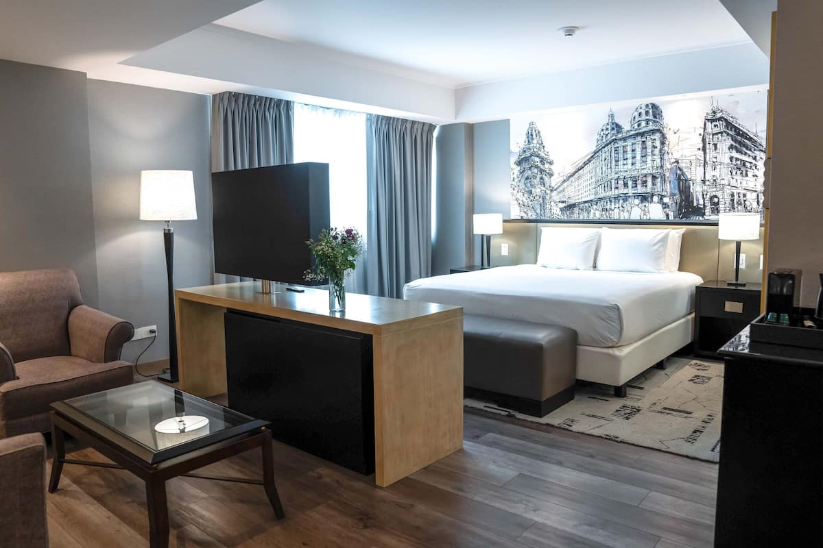 Suite, 1 King-Bett