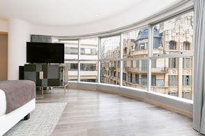 Suite, 1 très grand lit, en coin | Literie hypoallergénique, couette en duvet, minibar, coffre-fort
