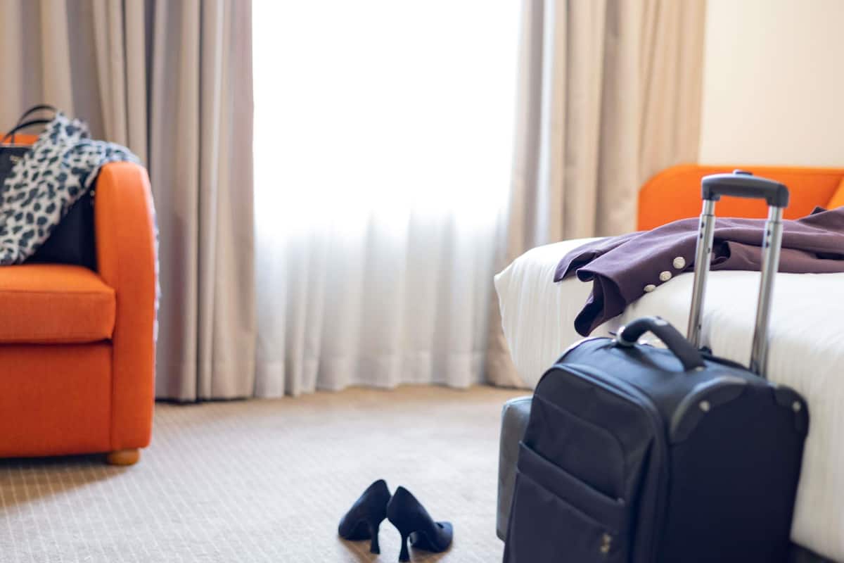 Standardzimmer, 1 Queen-Bett | Allergikerbettwaren, Zimmersafe, Schreibtisch, Bügeleisen/Bügelbrett