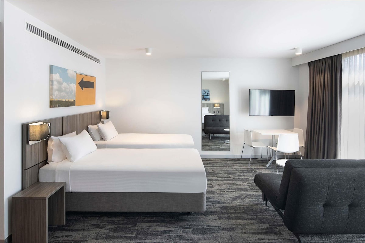 Family Room, Multiple Beds | Hypo-allergenic bedding, in-room safe, desk, iron/ironing board