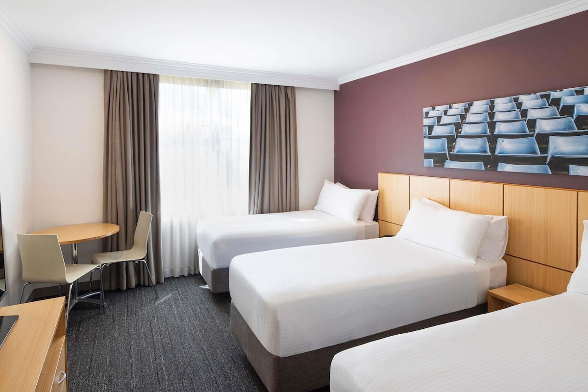 Standard Room, 3 Single Beds | Hypo-allergenic bedding, in-room safe, desk, iron/ironing board