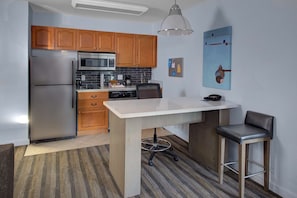In-room safe, desk, iron/ironing board, free WiFi