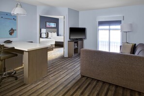 1 bedroom, in-room safe, desk, iron/ironing board