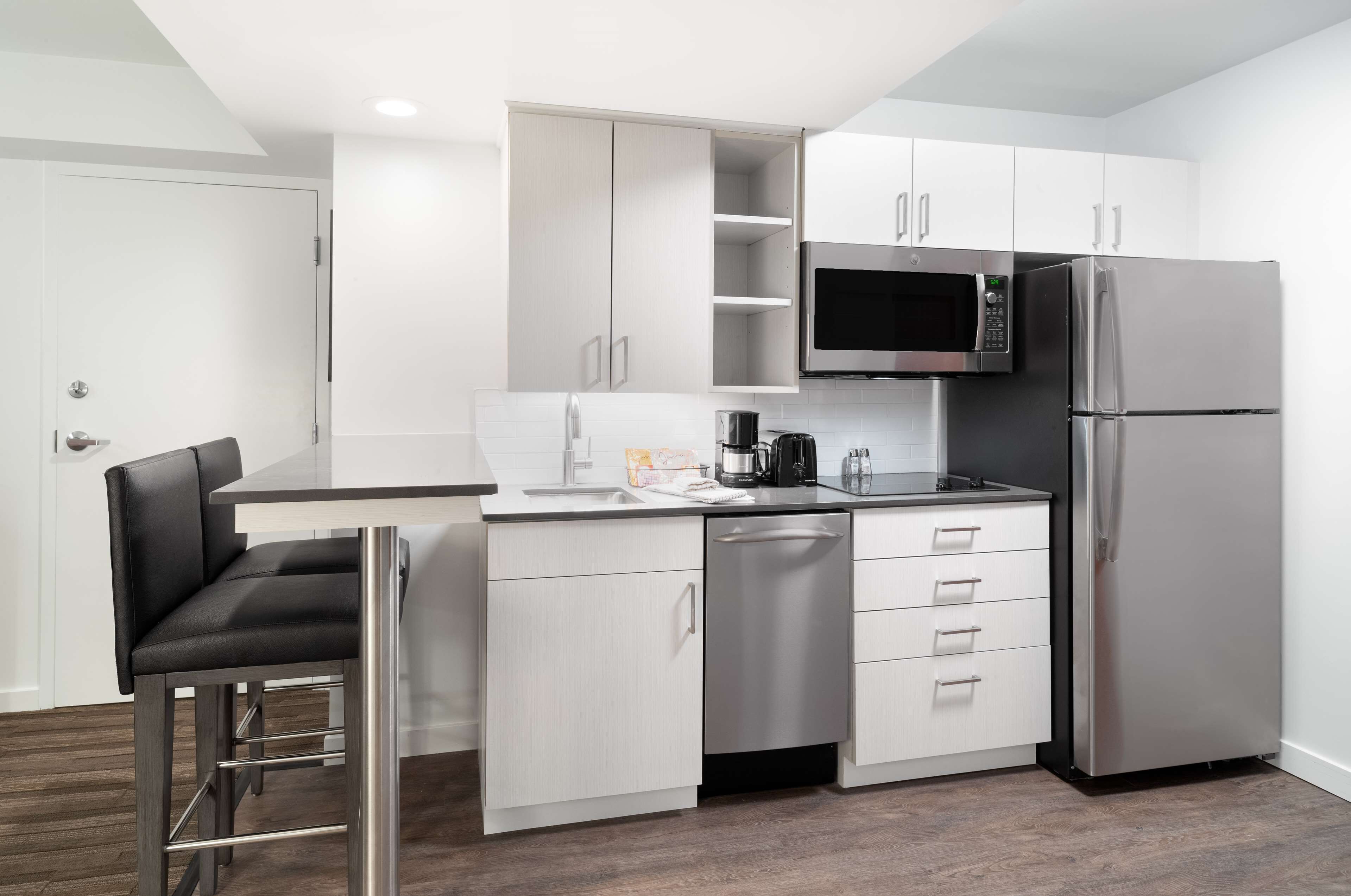 1 bedroom, desk, laptop workspace, blackout curtains