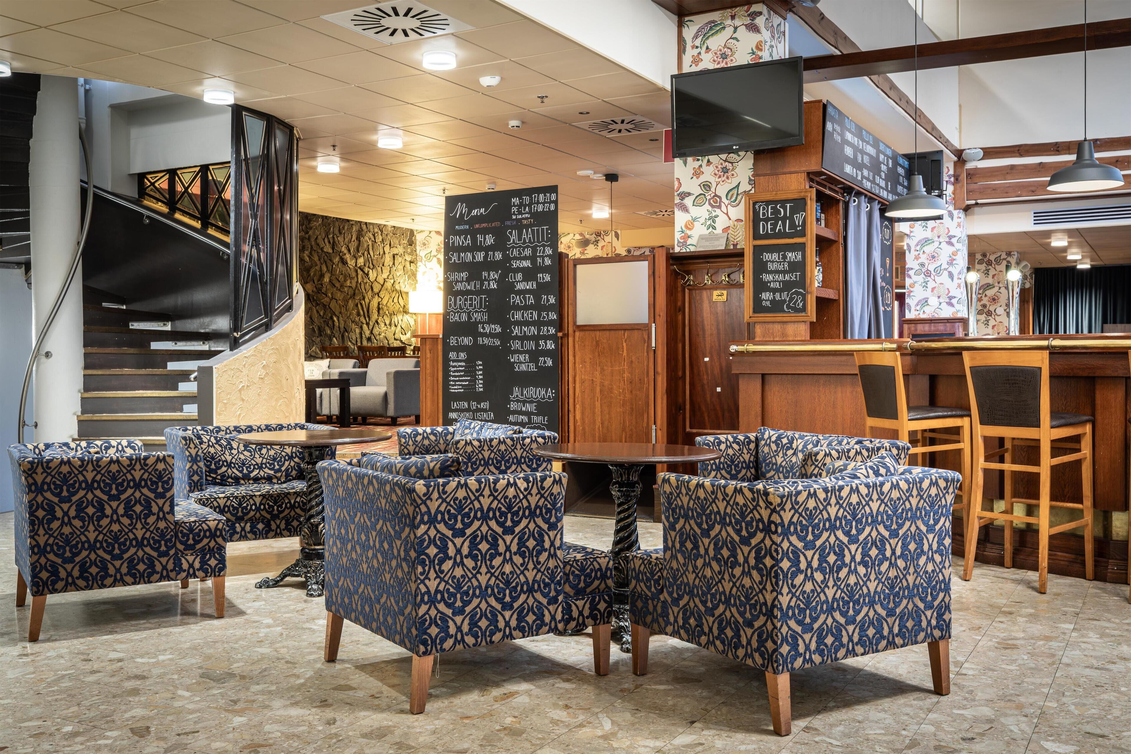 Bar (in der Unterkunft)