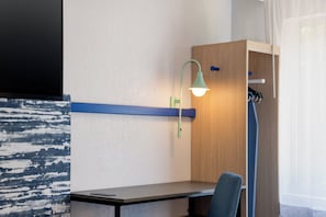 Bureau, espace de travail pour ordinateurs portables