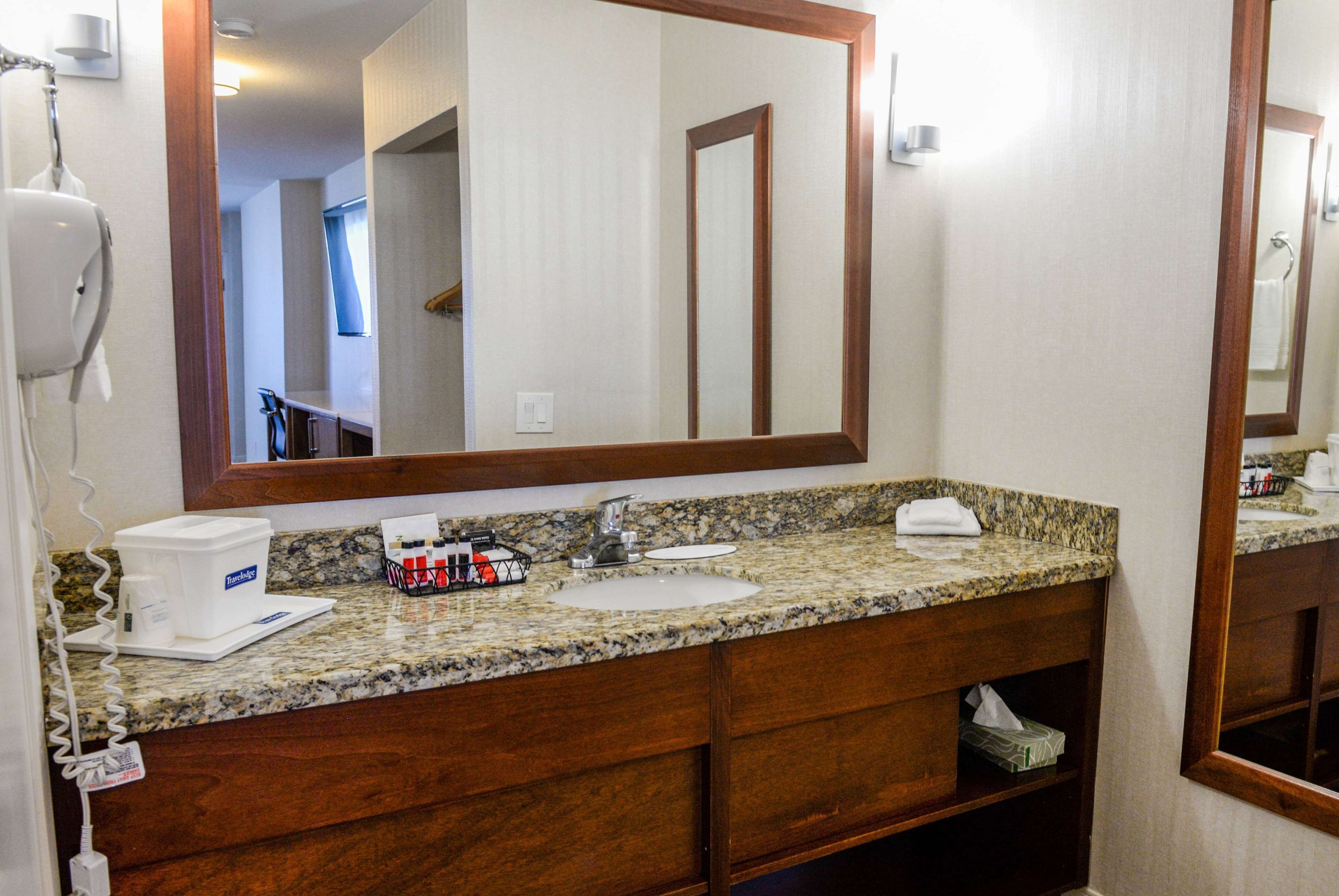 Foto - Travelodge by Wyndham Culver City
