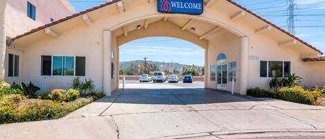 Entrée de l’hébergement