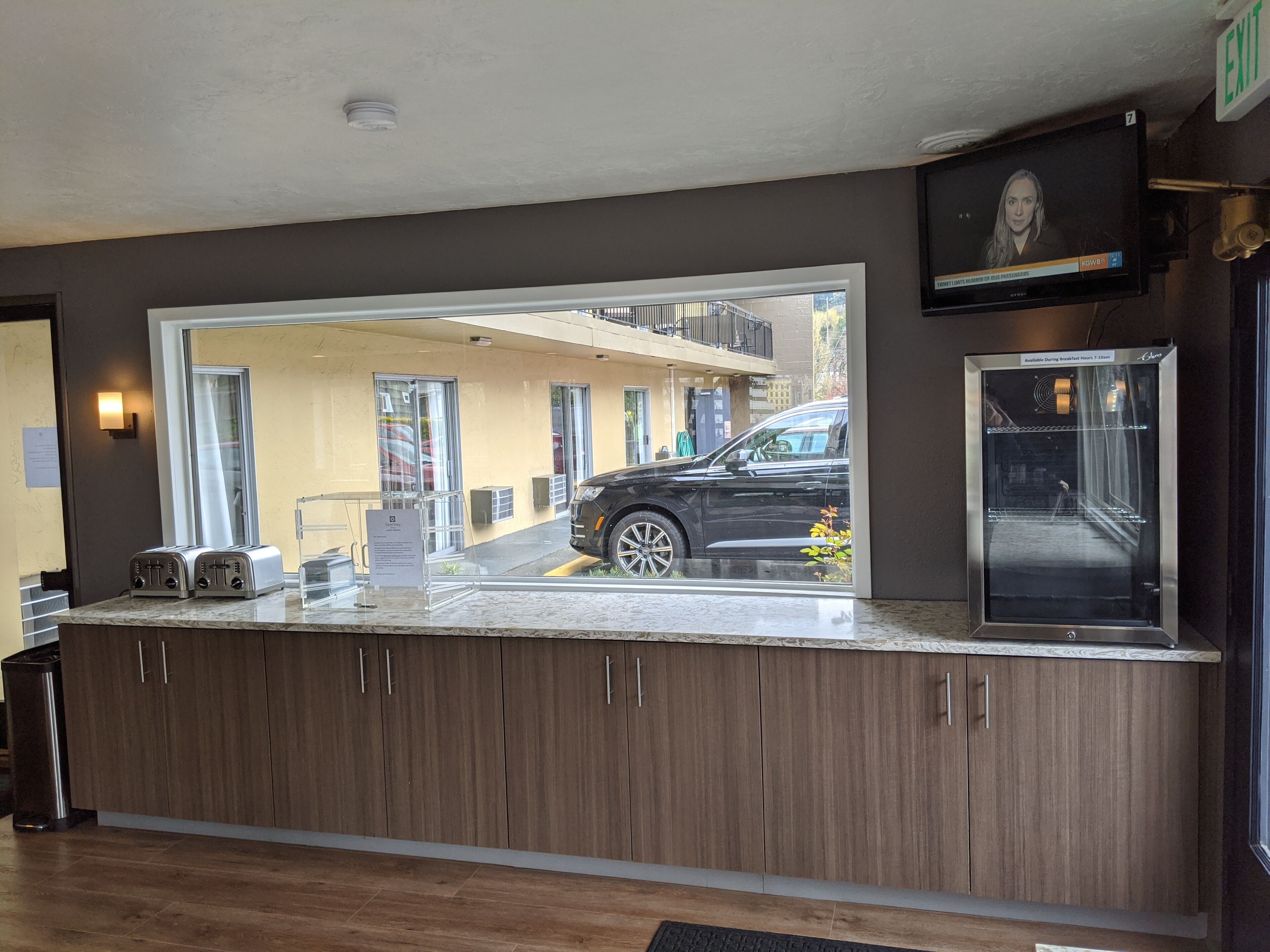 Photo - SureStay Hotel by Best Western Portland City Center