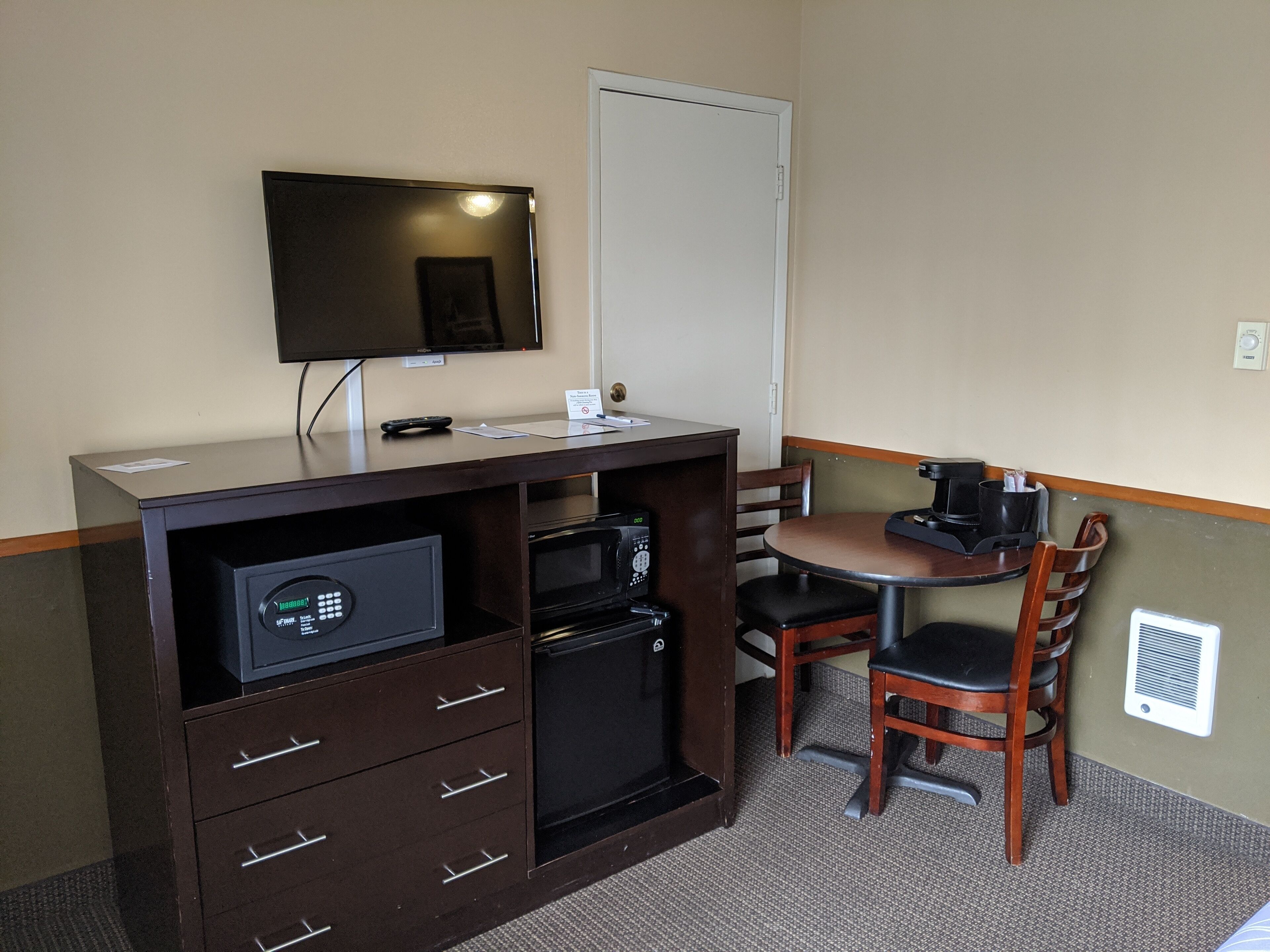 Photo - SureStay Hotel by Best Western Portland City Center