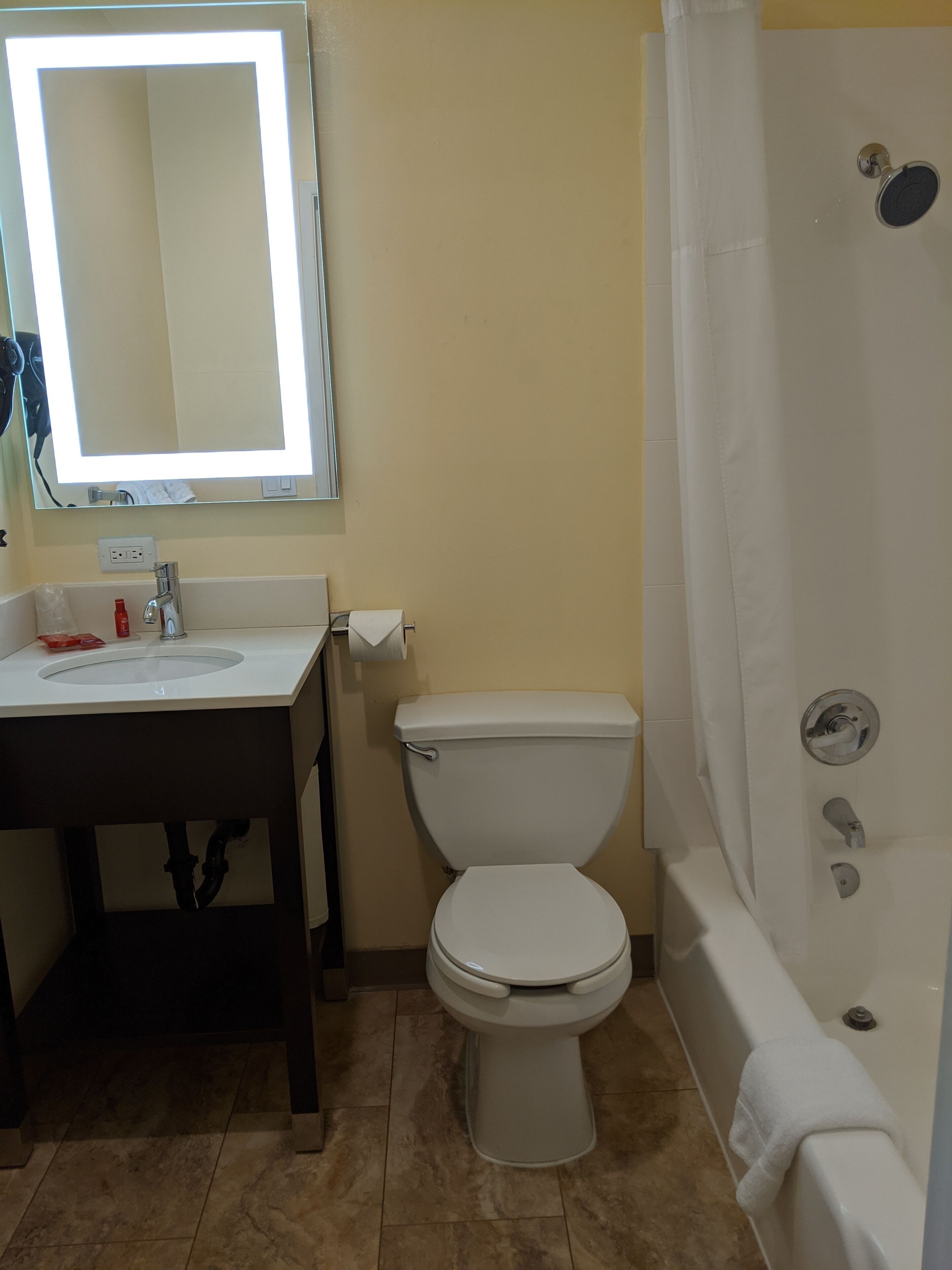 Photo - SureStay Hotel by Best Western Portland City Center