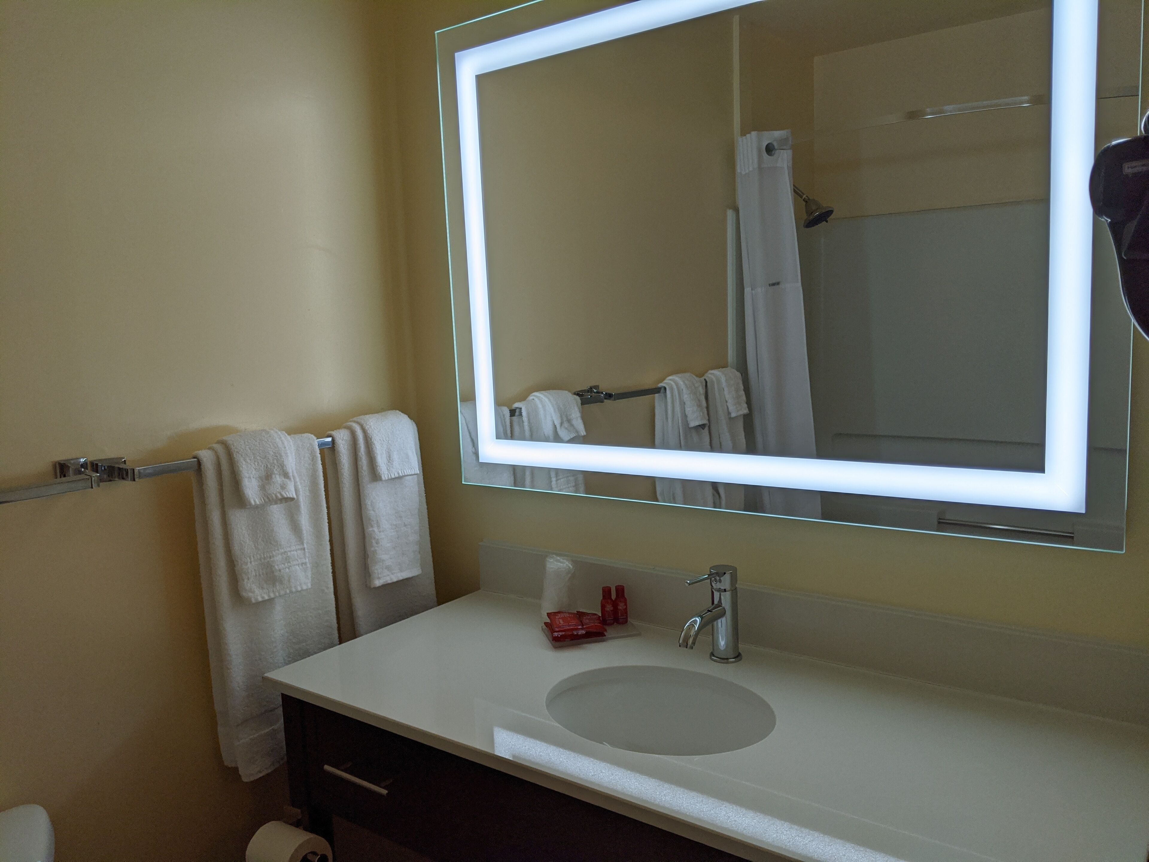 Photo - SureStay Hotel by Best Western Portland City Center