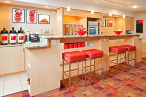 Petit déjeuner buffet compris tous les jours