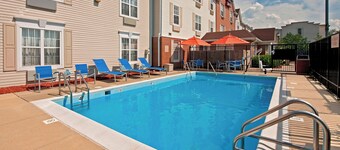 Towneplace Suites By Marriott Bloomington