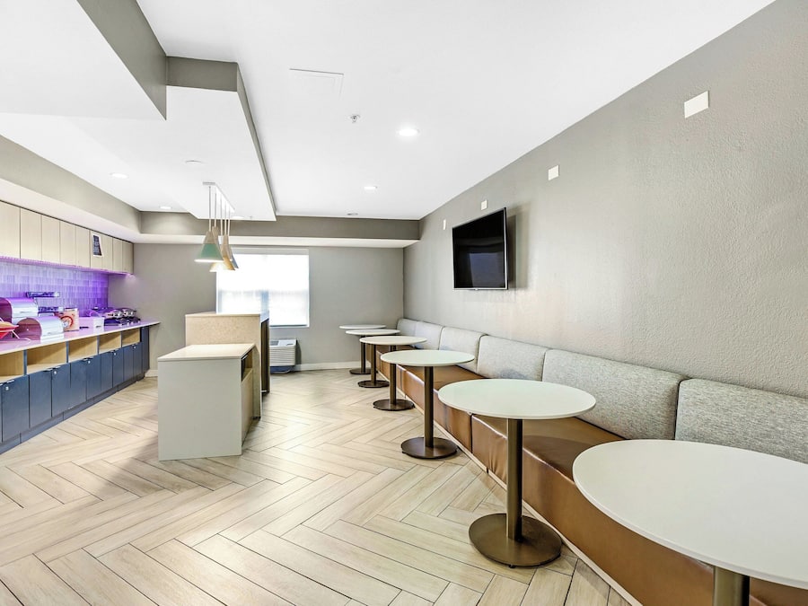 Colazione a buffet inclusa, servita tutte le mattine