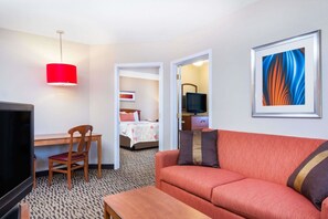 32-inch flat-screen TV with cable channels, TV - Hawthorn Suites by Wyndham Louisville North (Jeffersonville)