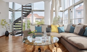 Penthouse Suite