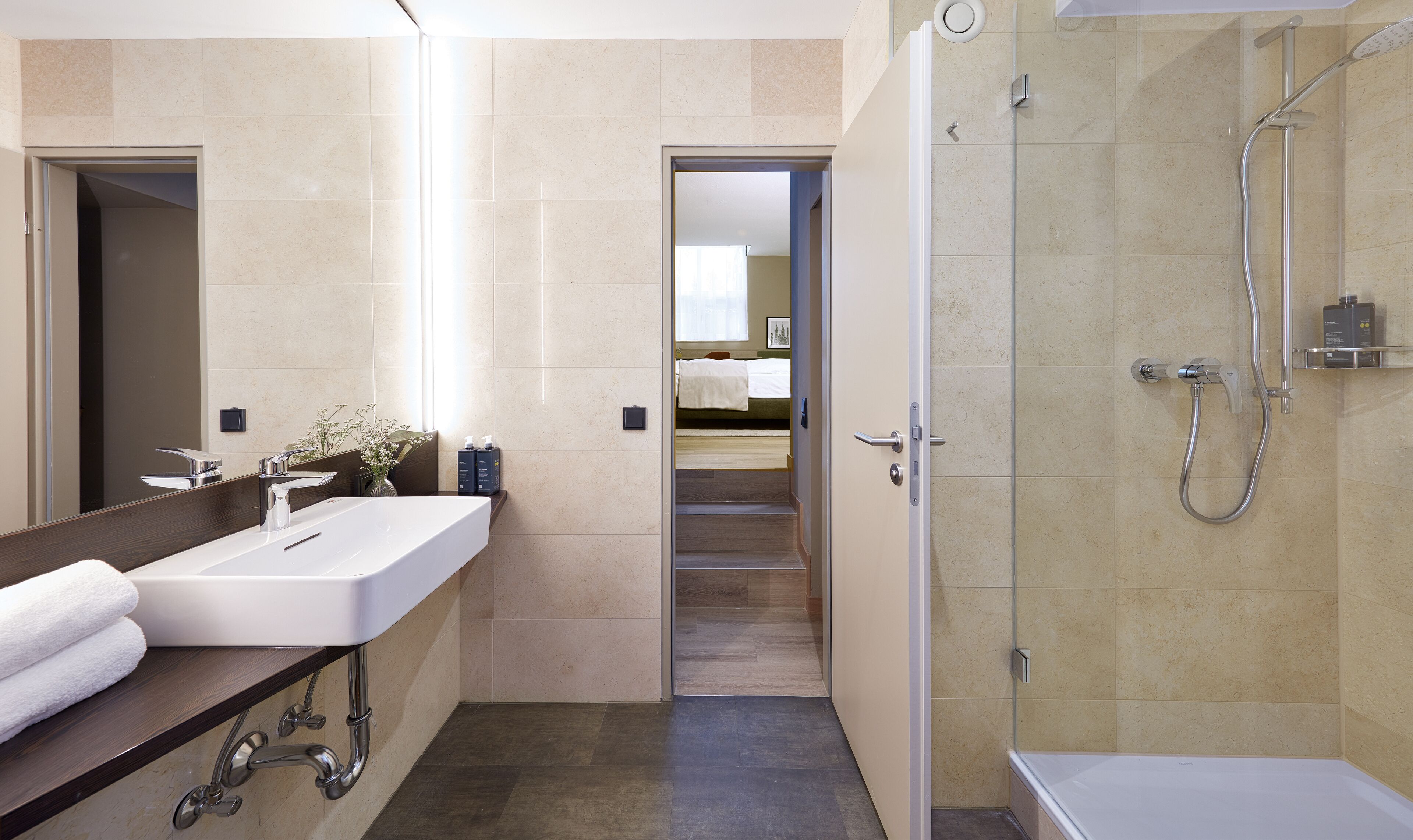 apartment, patio | bathroom | shower, eco-friendly toiletries, hair dryer, towels