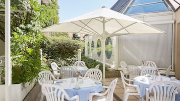 Sundeck