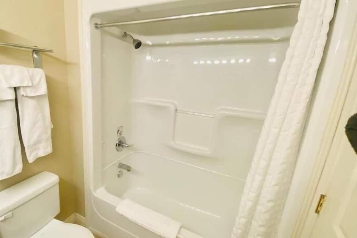 Free toiletries, hair dryer, towels