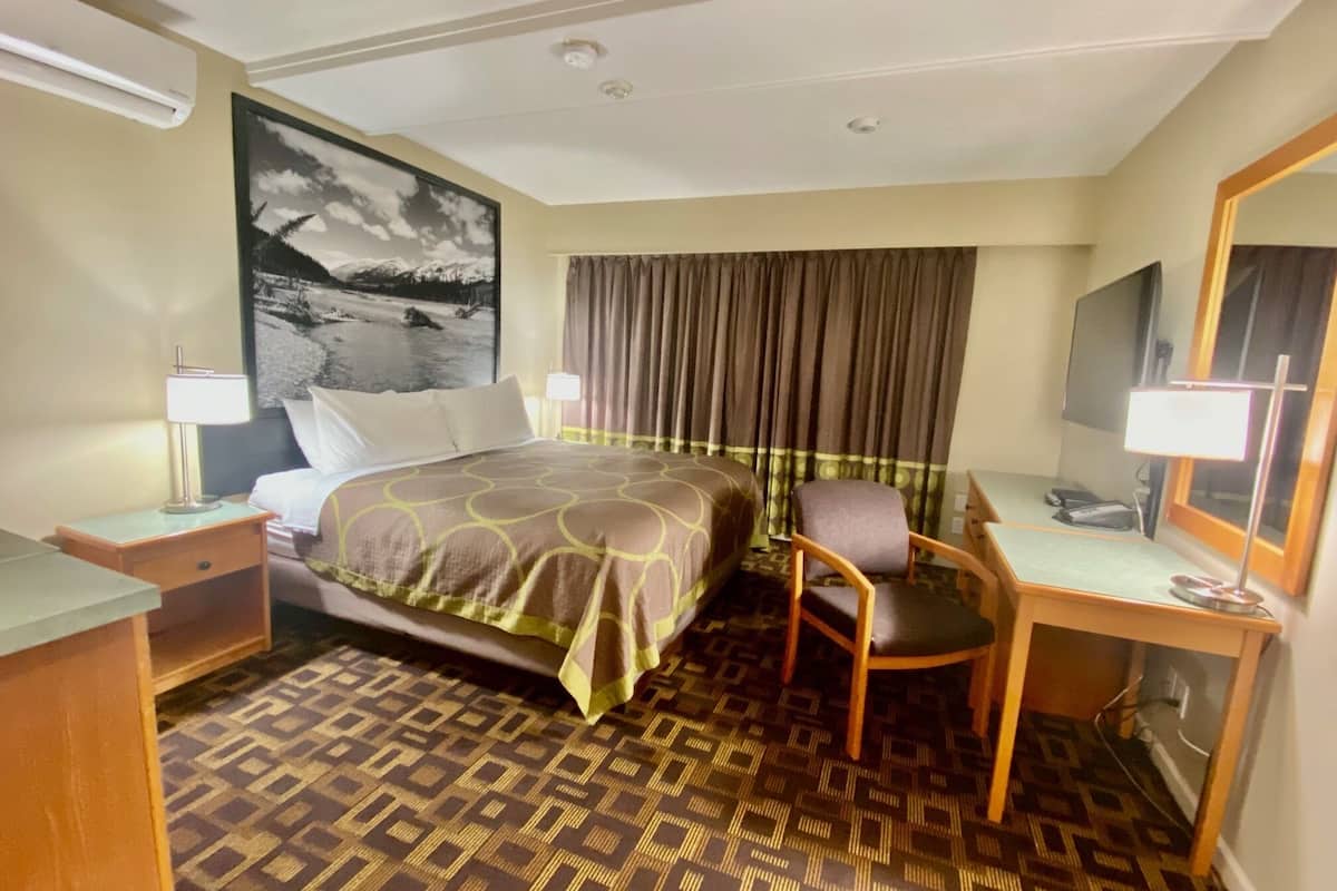 Deluxe-Zimmer, 1 King-Bett, Nichtraucher | Schreibtisch, Verdunkelungsvorhänge, Bügeleisen/Bügelbrett