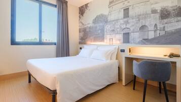 Doppia Superior, non fumatori | Una cassaforte in camera, una scrivania, insonorizzazione