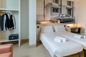 Twin Room, Non Smoking | Spa