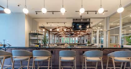 Isaiah Tubbs Resort & Conference Centre