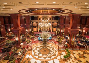 Lunch and dinner served, Chinese cuisine